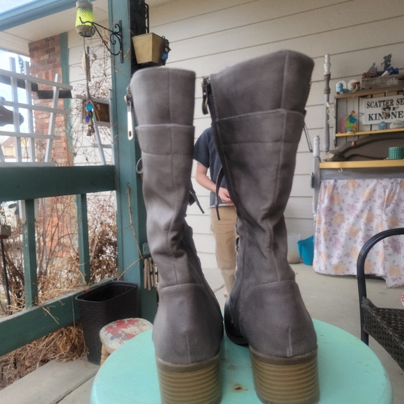 Brand new lace up gray combat boots - Picture 5 of 12